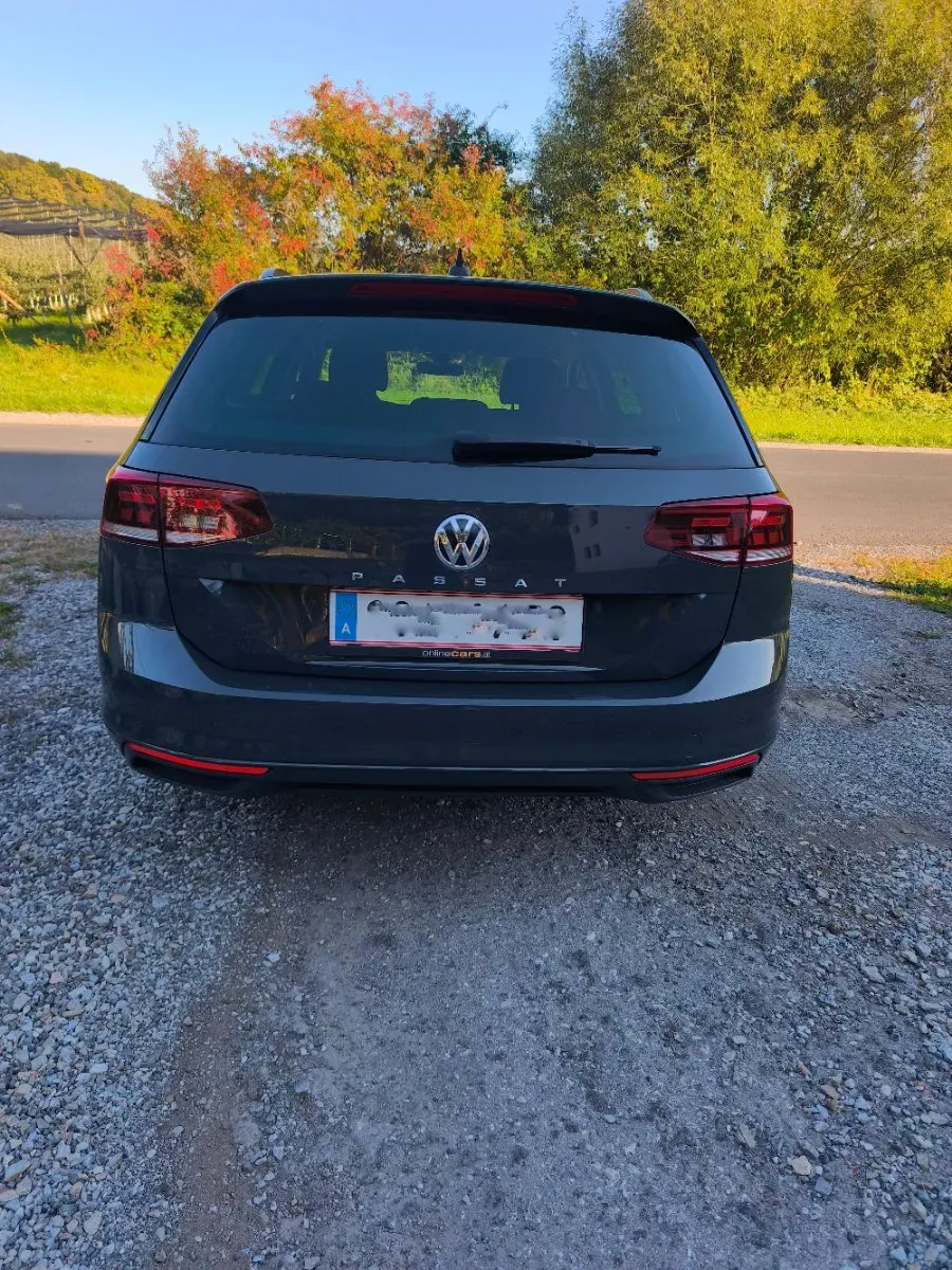 Volkswagen Passat 2020 photo 2