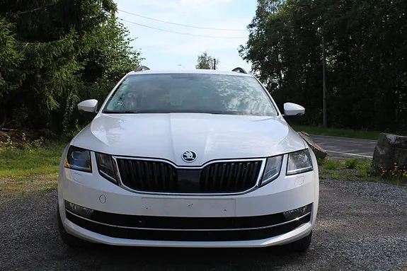 Skoda Octavia 2018 photo 3