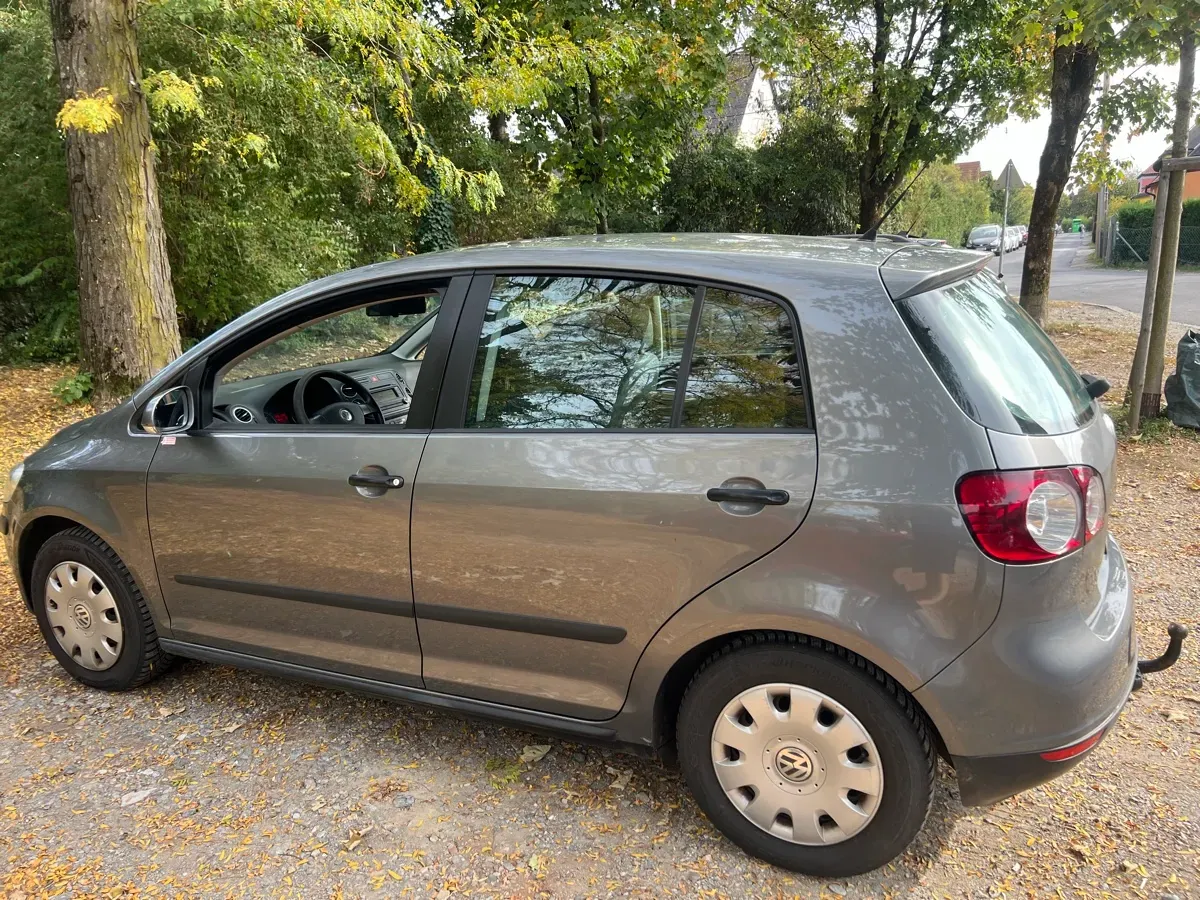 Volkswagen Golf 2005 photo 2