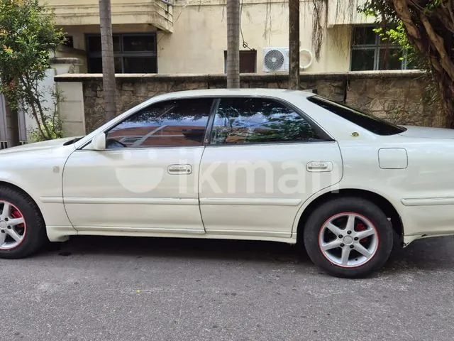 Toyota Mark Ii 2000 photo 3