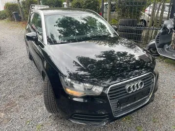 Audi A1 2010 photo 2