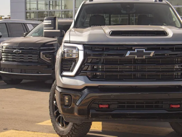 Chevrolet Silverado 3500Hd 2025 photo 5