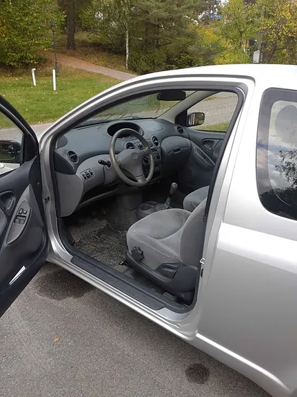 Toyota Yaris 1999 photo 5