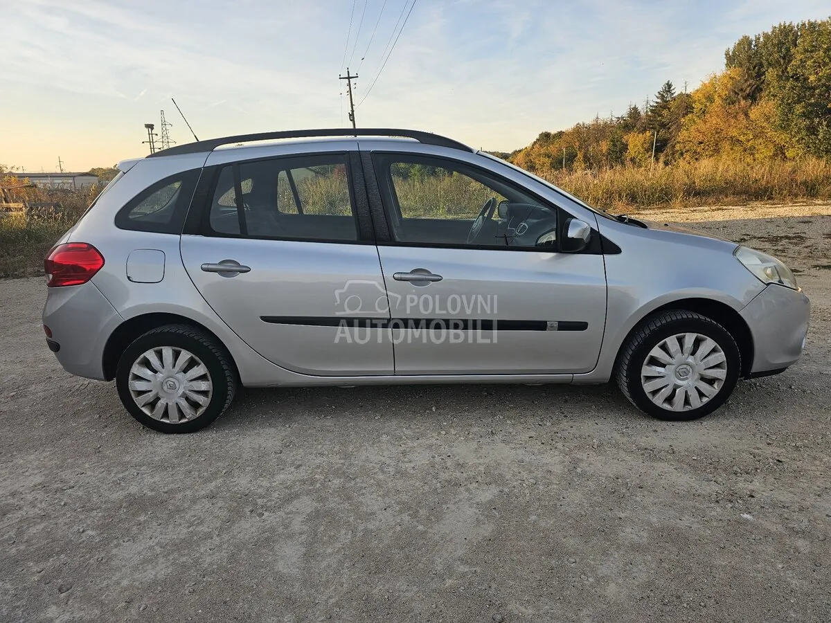Renault Clio 2011 photo 4