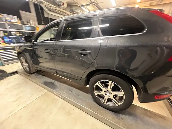 Volvo Xc60 2012 photo 2