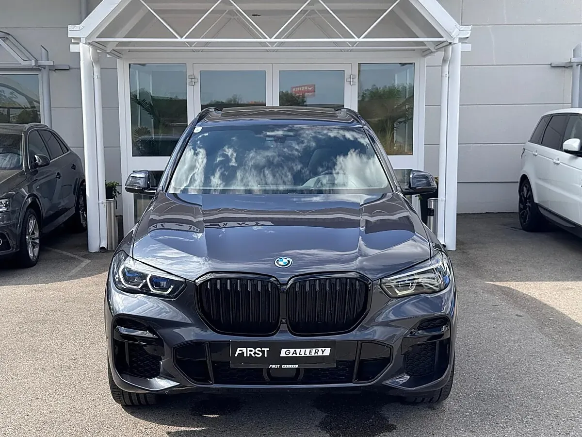 BMW X5 2021 photo 2