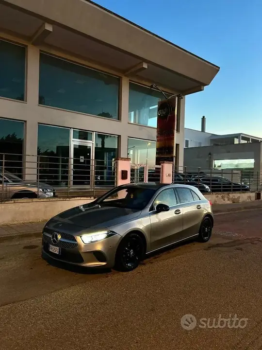 Mercedes-Benz A 180