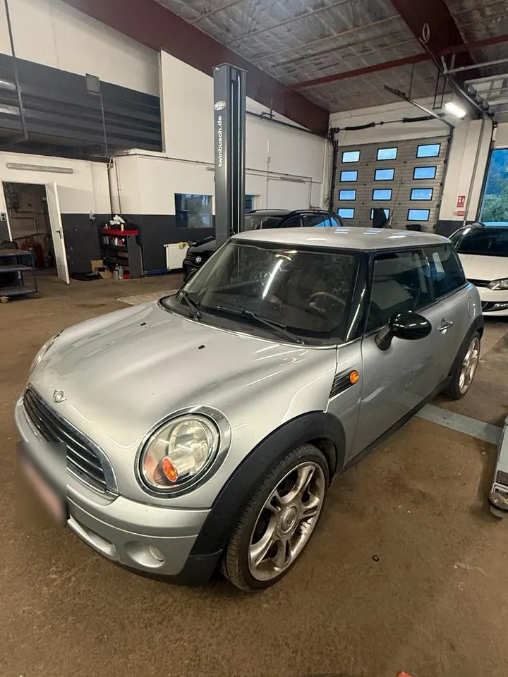 Mini Cooper One