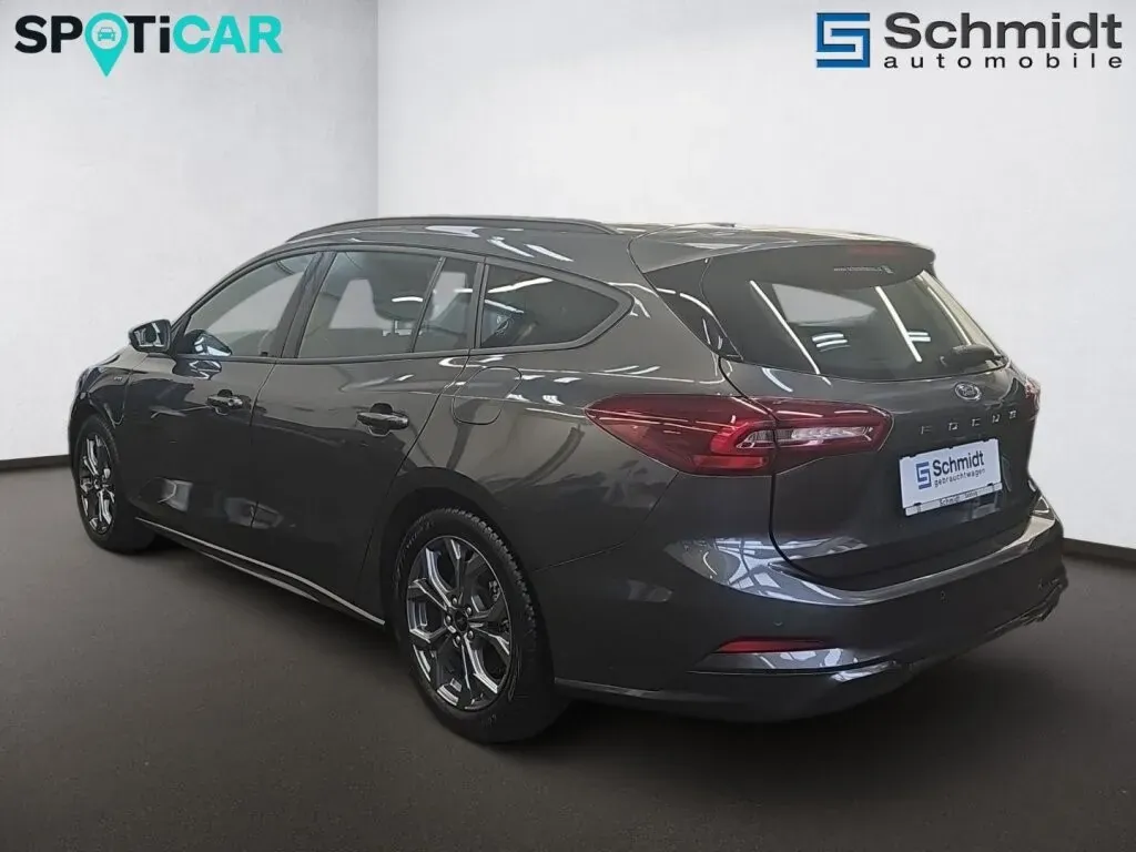 Ford Focus 2025 photo 3