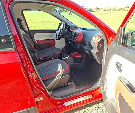 Renault Twingo 2015 photo 2
