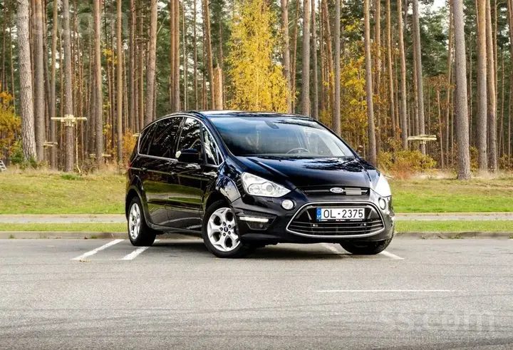 Ford S-Max 2010 photo 2