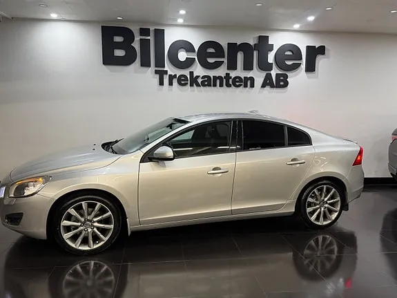Volvo S60 2012 photo 3