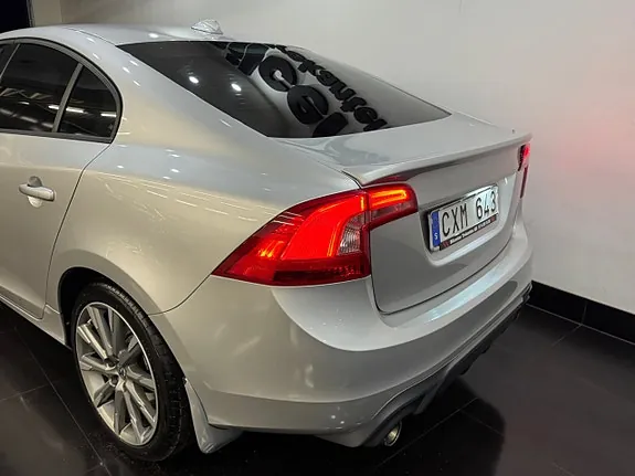 Volvo S60 2012 photo 5