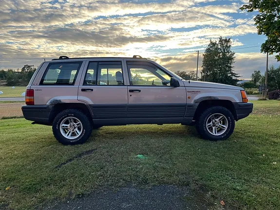 Jeep Grand Cherokee 1995 photo 3