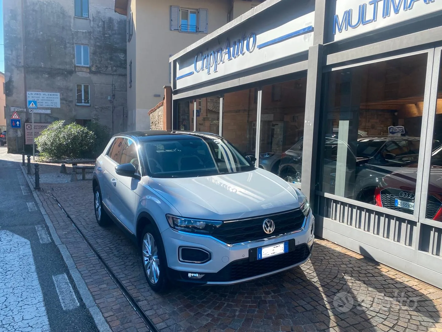 Volkswagen T-Roc 2018 photo 2