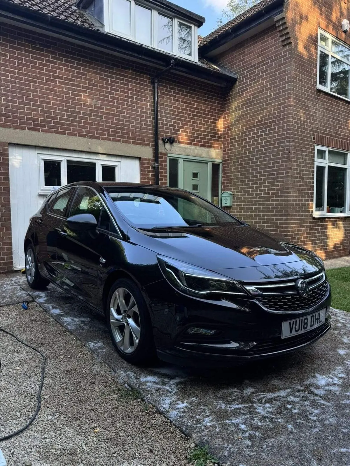 Vauxhall Astra 2018 photo 2