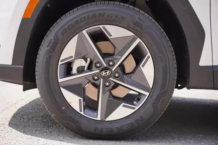 Hyundai Tucson 2025 photo 2