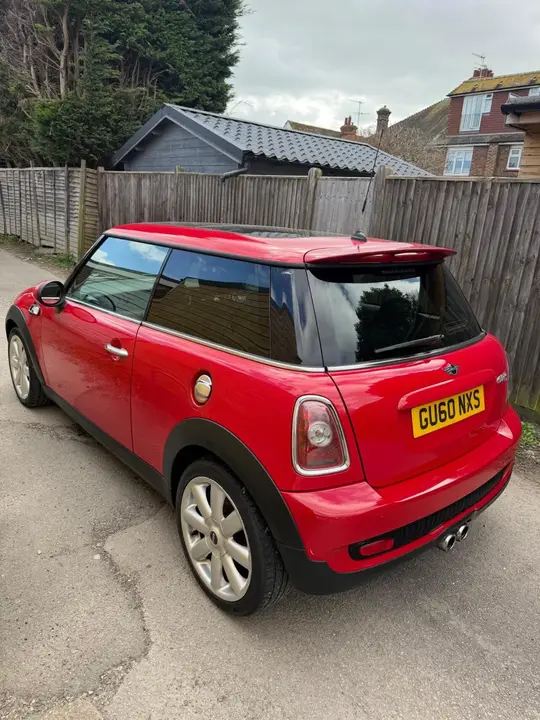 Mini Cooper S 2010 photo 4