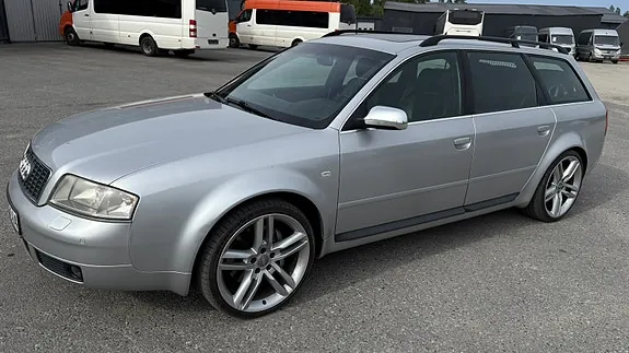 Audi S6 2001 photo 2
