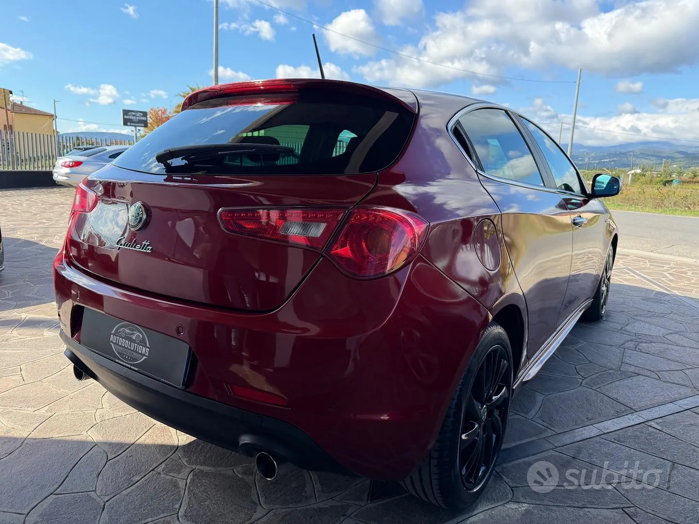 Alfa Romeo Giulietta 2011 photo 4