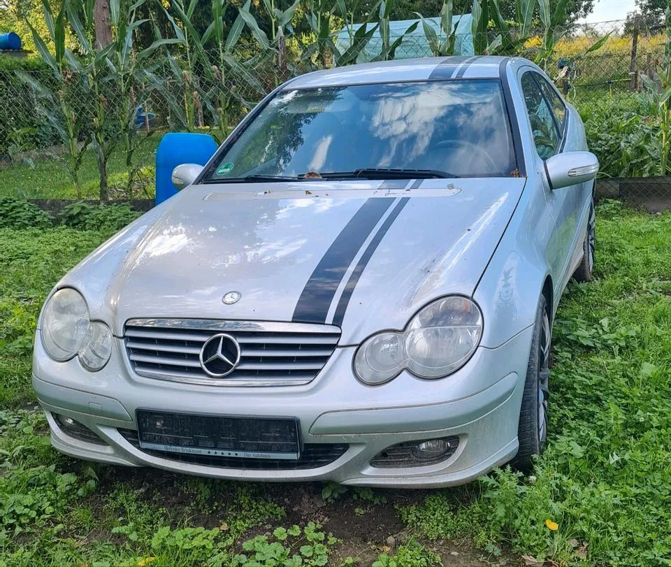 Mercedes-Benz C180