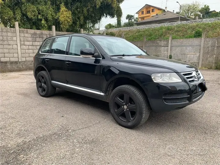 Volkswagen Touareg 2006 photo 2