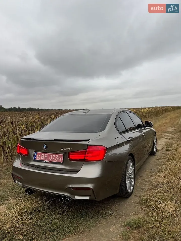 BMW 3 Series 2017 photo 3