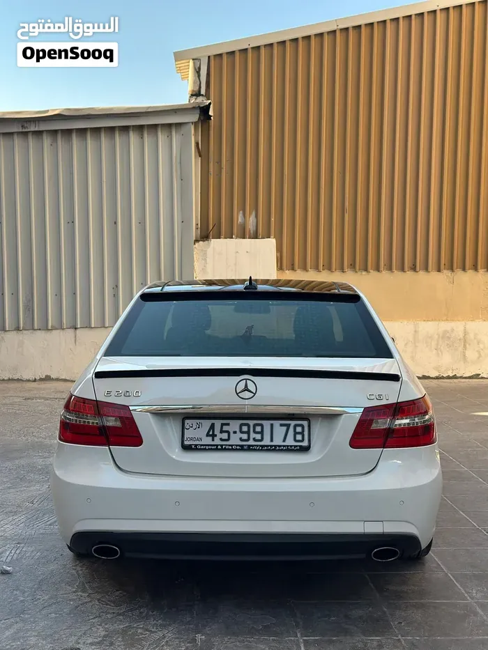 Mercedes-Benz E-Class 2011 photo 4