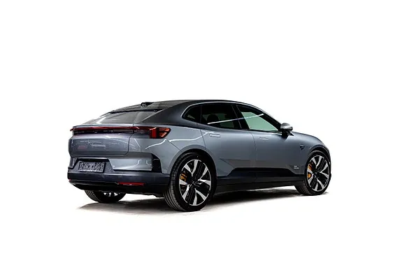 Polestar 4 2026 photo 2