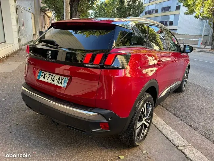 Peugeot 3008 2019 photo 3