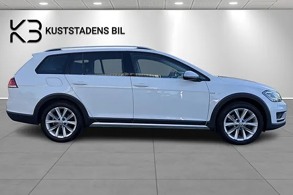 Volkswagen Golf Alltrack 2017 photo 2