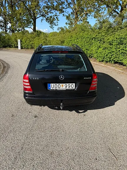 Mercedes-Benz C320 2003 photo 4