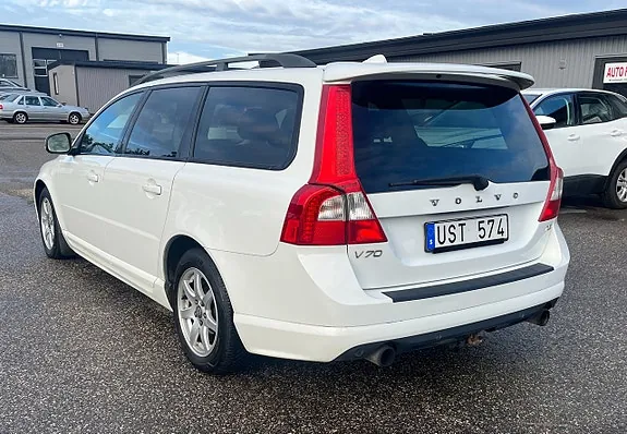 Volvo V70 2012 photo 4