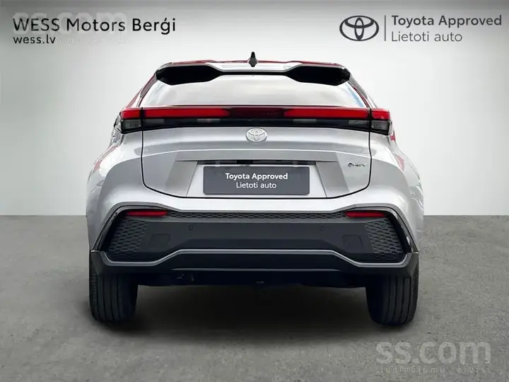 Toyota C-Hr 2025 photo 4