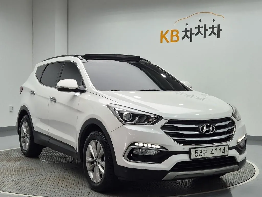Hyundai Santa Fe 2016 photo 4