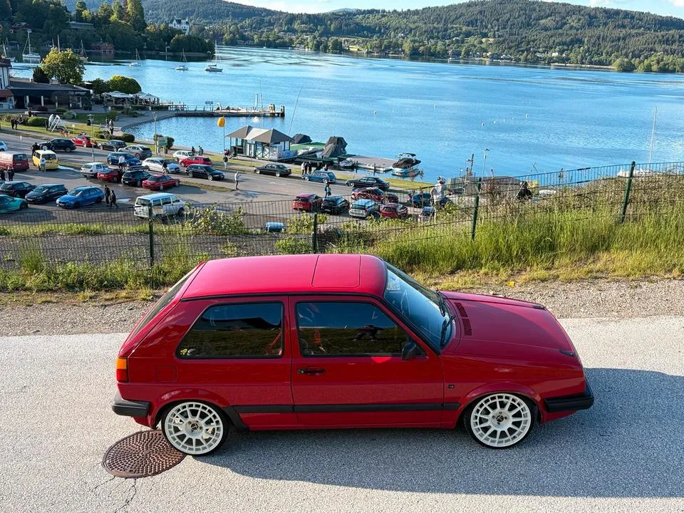 Volkswagen Golf 2