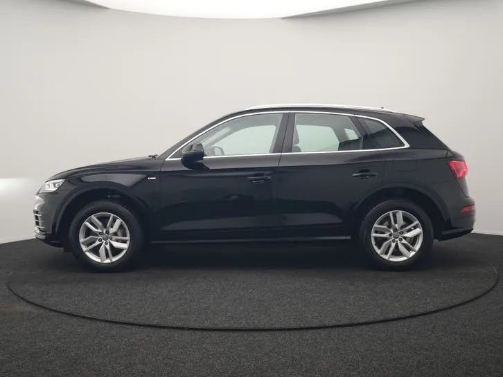 Audi Q5 2020 photo 2