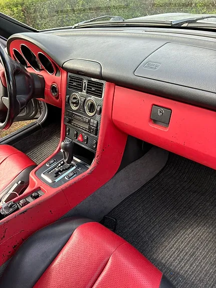Mercedes-Benz Slk230