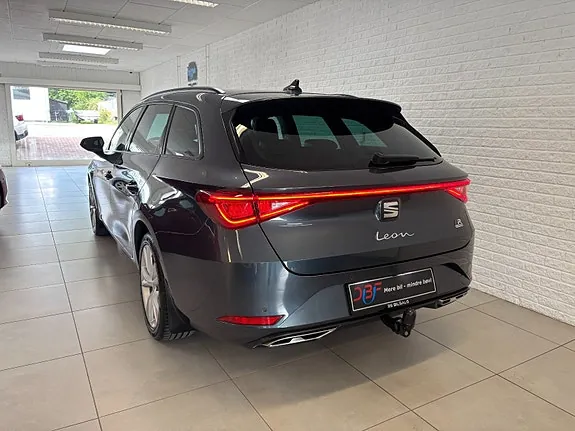 Seat Leon 2024 photo 3
