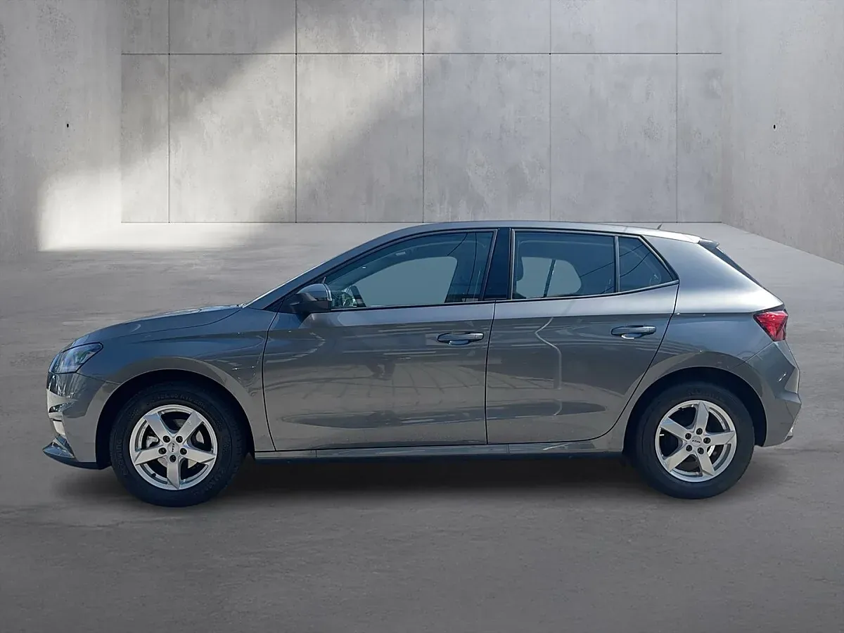 Skoda Fabia 2025 photo 2
