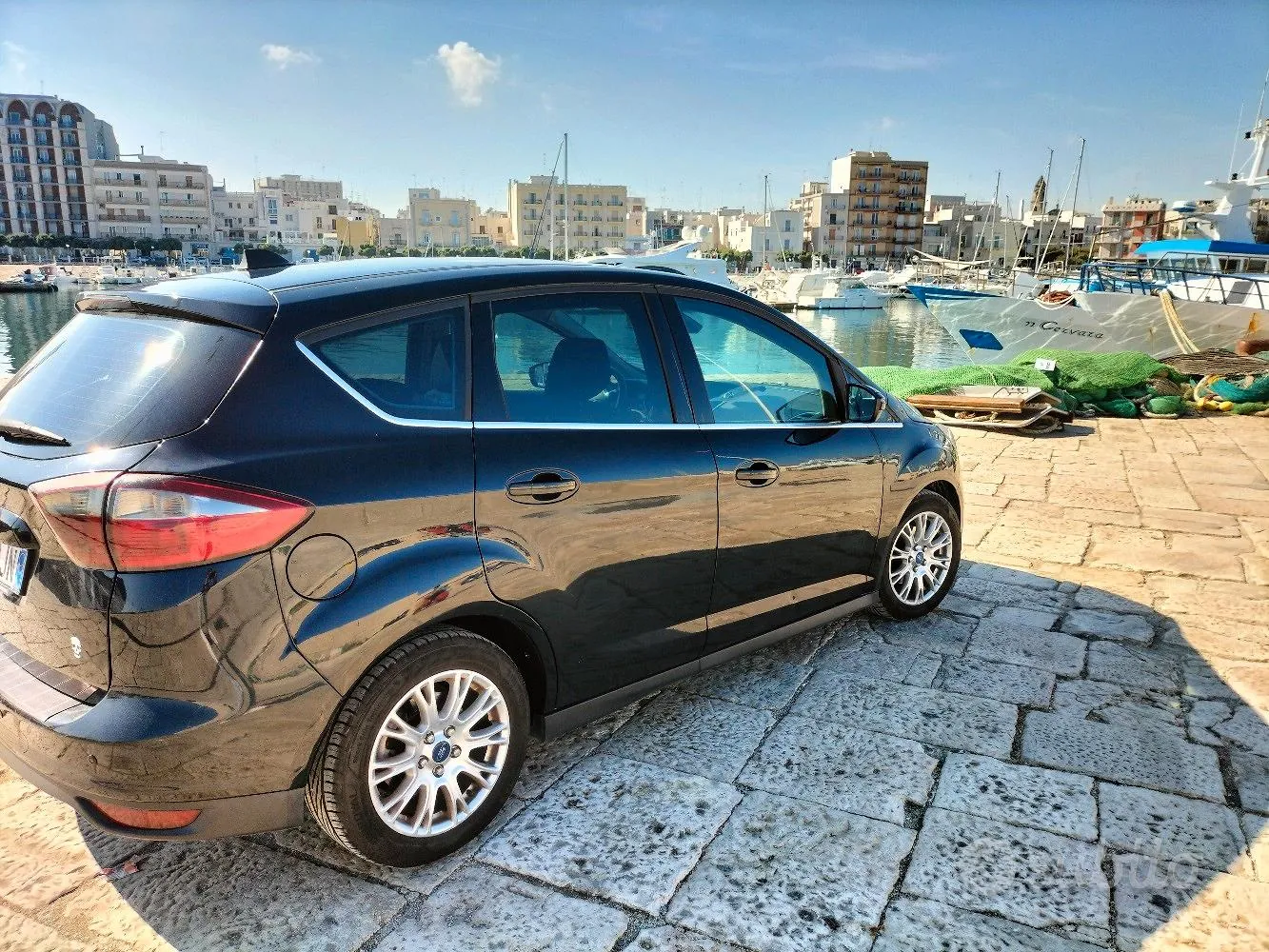 Ford C-Max 2011 photo 2
