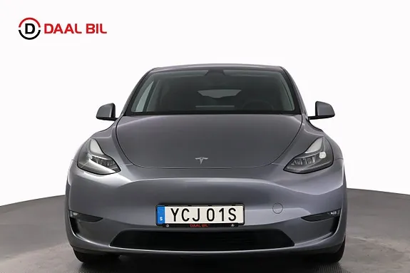 Tesla Model Y 2023 photo 2