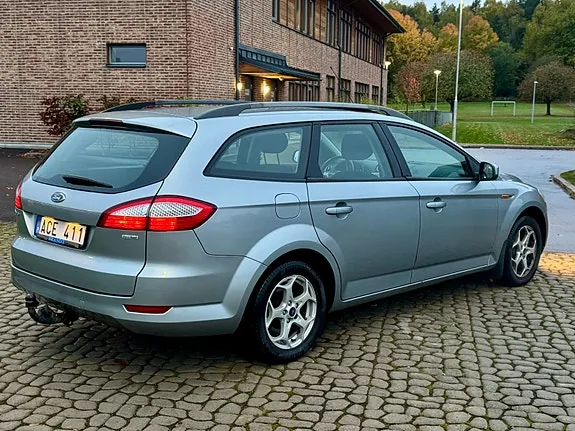 Ford Mondeo 2010 photo 2