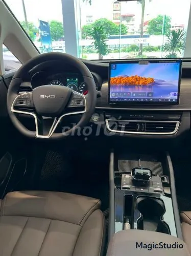 BYD M6 2026 photo 2