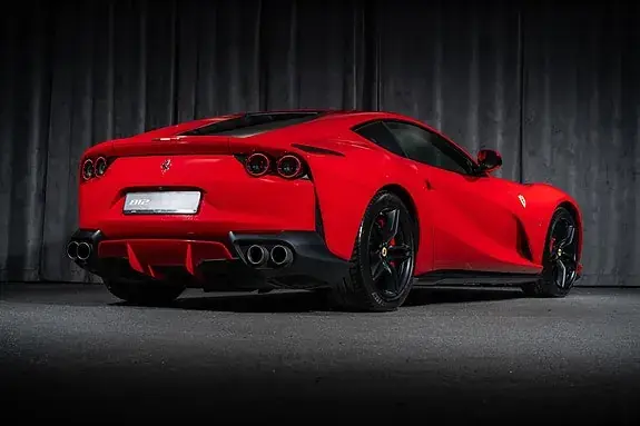 Ferrari 812 Superfast 2019 photo 5