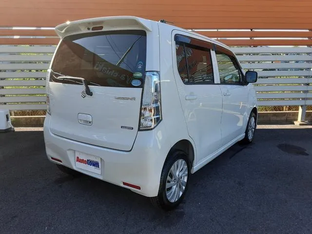 Suzuki Wagon R 2015 photo 5