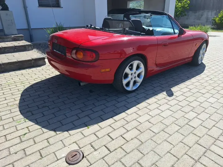 Mazda Mx-5 1998 photo 2