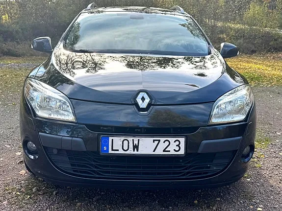 Renault Megane Iii 2011 photo 3