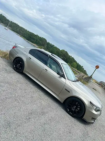 BMW 523I 2008 photo 3