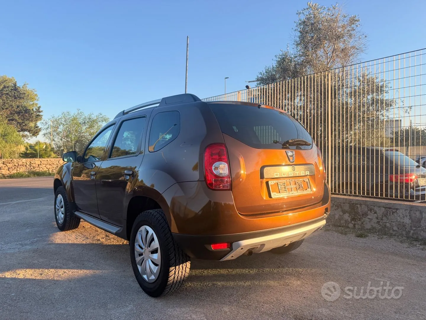 Dacia Duster 2012 photo 4